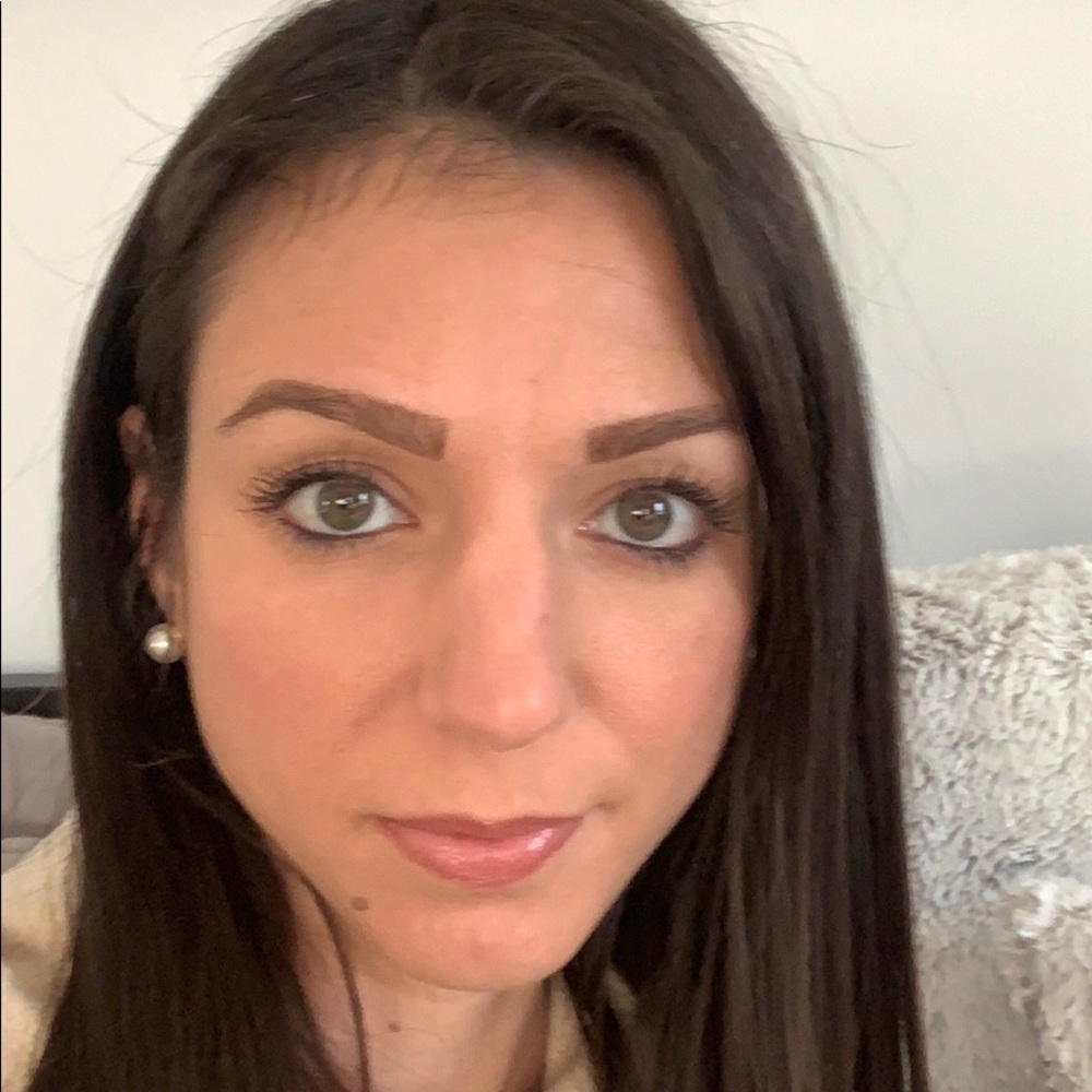 Meet your Posher, Maria